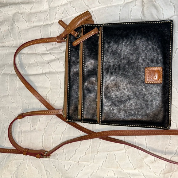 Dooney & Bourke Black and Tan Crossbody - Picture 3 of 5